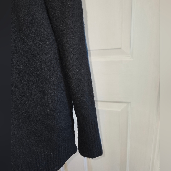Athleta Transit Merino Wool Blend Colorblock Turtleneck Teal/Black Sweater - Picture 7 of 17